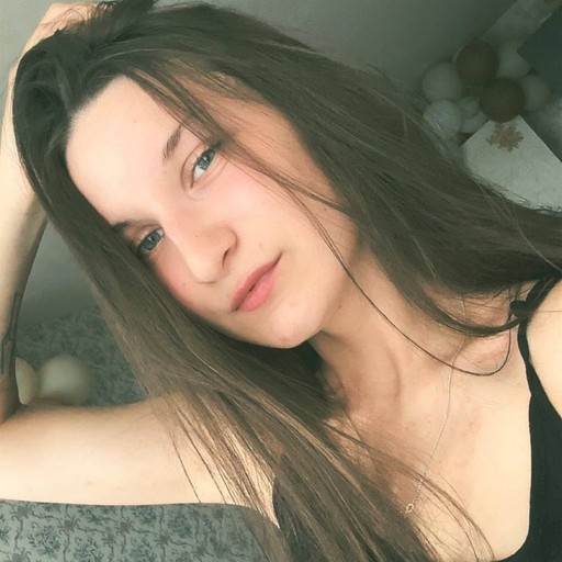 Юлия Тихова